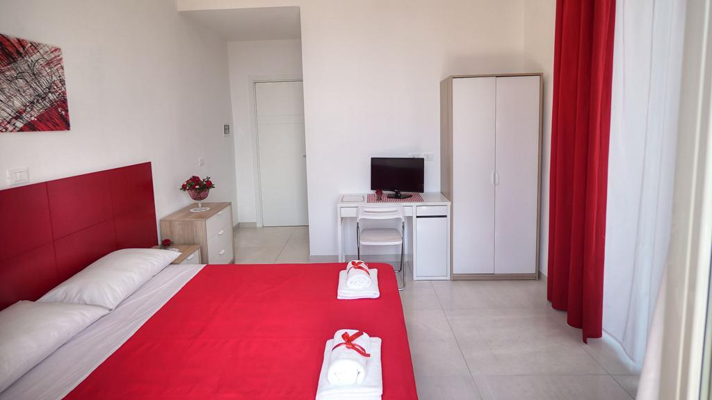Dall'Architetto Formia Bagian luar foto