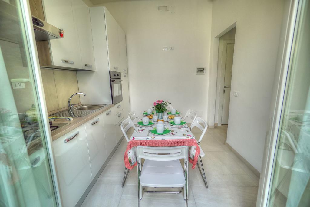 Dall'Architetto Formia Bagian luar foto